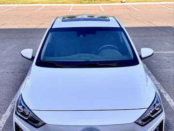 Авто Hyundai Ioniq 2018 № 8443571