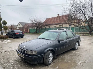Авто Opel Vectra 1989 № 8443695