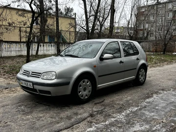 Авто Volkswagen Golf 2000 № 8443832