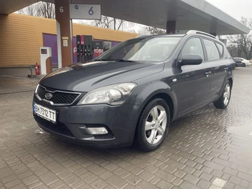Авто KIA Cee X27 D 2012 № 8443834