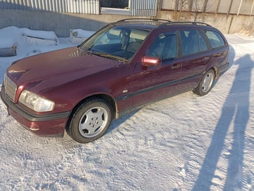 Авто Mercedes 220 2000 № 8443841