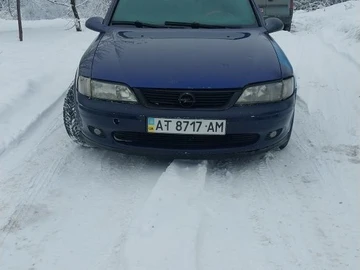 Авто Opel Vectra 1996 № 8443916