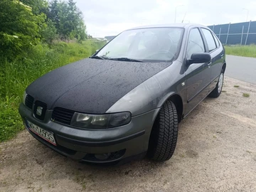 Авто Volkswagen Golf 2001 № 8443928