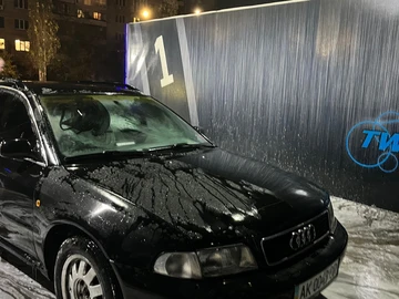 Авто Audi A4 1999 № 8443983