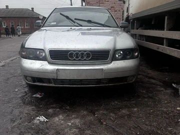 Авто Audi A4 1995 № 8444084