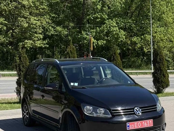 Авто Volkswagen Touran 2010 № 8444086