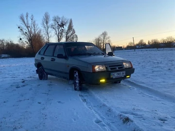 Авто ВАЗ 2109 1991 № 8444093