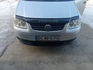 Авто Volkswagen Touran 2006 № 8444236