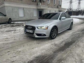 Авто Audi A4 2013 № 8444265