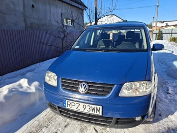 Авто Volkswagen Touran 2004 № 8444388