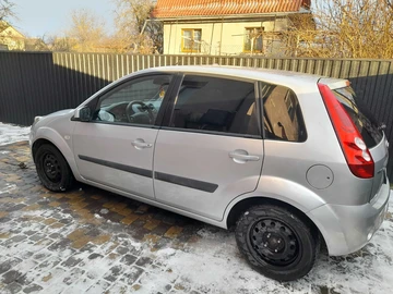 Авто Ford Fiesta 2008 № 8444434