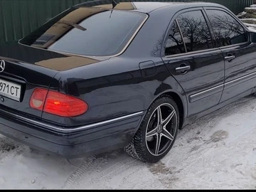 Авто Mercedes E Серия 1997 № 8444439
