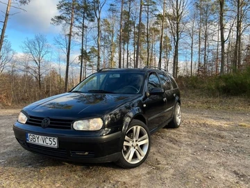 Авто Volkswagen Golf 2001 № 8444444