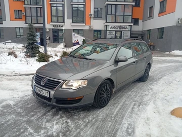 Авто Volkswagen Passat Variant 2006 № 8444457