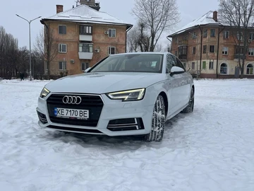 Авто Audi A4 2017 № 8444620