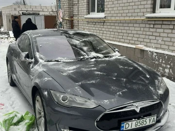 Авто Tesla Model S 2014 № 8444694