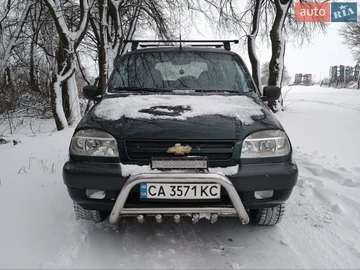 Авто Chevrolet Niva 2004 № 8445004