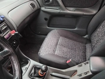 Авто Mazda 323 1999 № 8445022