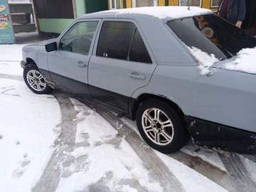 Авто Mercedes 230 1988 № 8445028