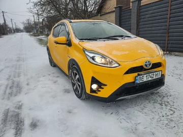 Авто Toyota Prius 2018 № 8445105
