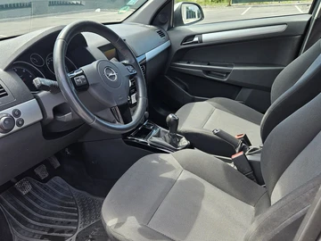 Авто Opel Astra 2010 № 8445141