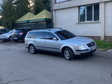 Авто Volkswagen Passat Variant 2004 № 8445196