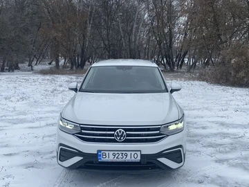 Авто Volkswagen Tiguan 2023 № 8445603
