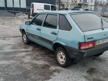 Авто ВАЗ 2109 1992 № 8445745