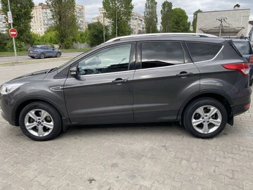 Авто Ford Kuga 2015 № 8445762