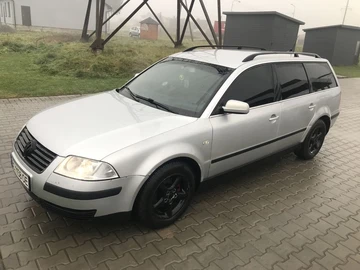 Авто Volkswagen Passat Variant 2001 № 8445937