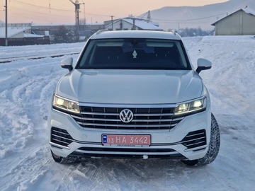 Авто Volkswagen Touareg 2019 № 8445954