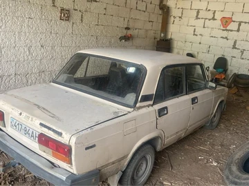 Авто ВАЗ 2107 1994 № 8446033
