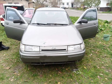 Авто ВАЗ 2110 1999 № 8446076