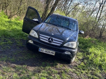 Авто Mercedes Ml Серия 2005 № 8446099