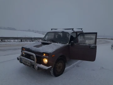 Авто ВАЗ 2121 1990 № 8446144