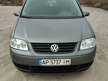 Авто Volkswagen Touran 2004 № 8446253