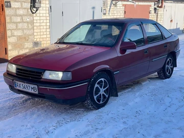 Авто Opel Vectra 1993 № 8446346