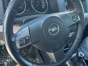 Авто Opel Astra 2007 № 8446449