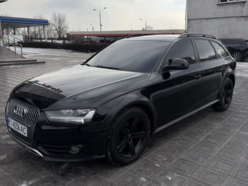 Авто Audi A4 2013 № 8446505