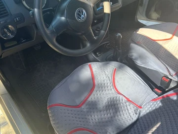 Авто Volkswagen Polo 2000 № 8446562