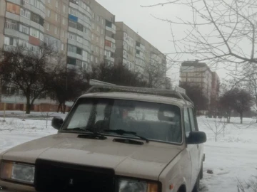 Авто ВАЗ 2107 1995 № 8446589
