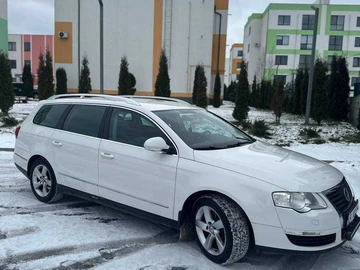 Авто Volkswagen Passat Variant 2010 № 8446679