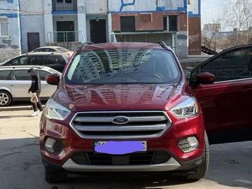 Авто Ford Escape 2018 № 8447057