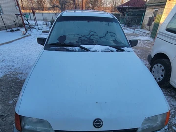 Авто Opel Admiral 1988 № 8447291