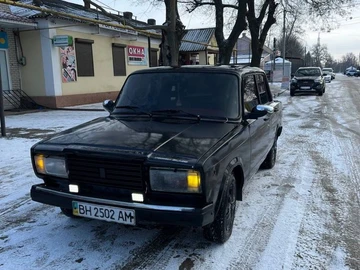Авто ВАЗ 2107 1990 № 8448212