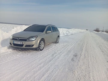 Авто Opel Astra 2004 № 8448299
