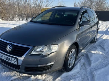 Авто Volkswagen Passat Variant 2008 № 8448429