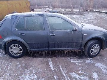 Авто Volkswagen Golf 2002 № 8448710