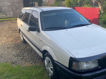 Авто Volkswagen Passat Variant 1989 № 8448714
