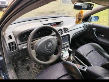 Авто Renault 9 2000 № 8448797
